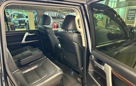 Toyota Land Cruiser 200, 2016 год, 4 799 900 рублей, 18 фотография