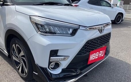 Toyota Raize I, 2022 год, 1 143 004 рублей, 6 фотография