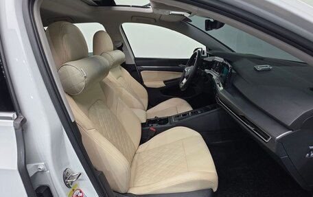 Volkswagen Golf VIII, 2023 год, 2 100 000 рублей, 8 фотография