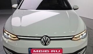 Volkswagen Golf VIII, 2023 год, 2 100 000 рублей, 6 фотография