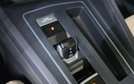 Volkswagen Golf VIII, 2023 год, 2 100 000 рублей, 16 фотография