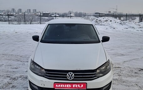 Volkswagen Polo VI (EU Market), 2015 год, 450 000 рублей, 1 фотография