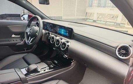 Mercedes-Benz A-Класс, 2021 год, 1 900 620 рублей, 17 фотография