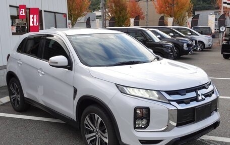 Mitsubishi RVR III рестайлинг, 2022 год, 1 468 000 рублей, 3 фотография