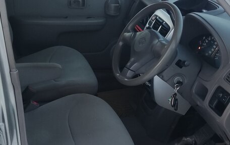 Nissan Cube II, 2002 год, 175 000 рублей, 8 фотография