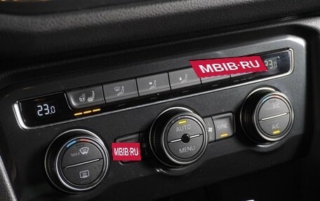 Volkswagen Tiguan II, 2020 год, 2 494 000 рублей, 16 фотография