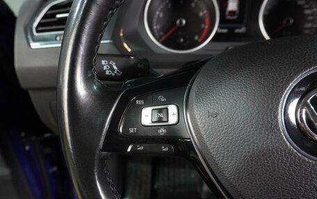 Volkswagen Tiguan II, 2020 год, 2 494 000 рублей, 19 фотография