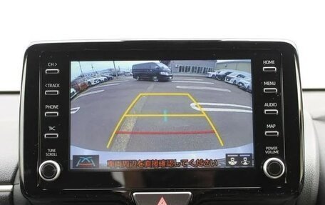 Toyota Yaris, 2022 год, 1 032 000 рублей, 12 фотография