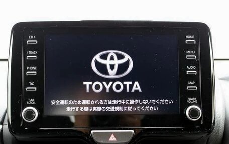 Toyota Yaris, 2022 год, 1 032 000 рублей, 11 фотография