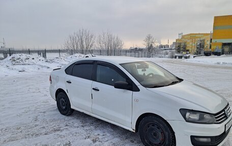 Volkswagen Polo VI (EU Market), 2015 год, 450 000 рублей, 3 фотография