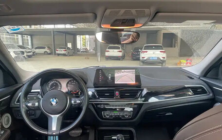 BMW 1 серия, 2023 год, 1 780 000 рублей, 19 фотография