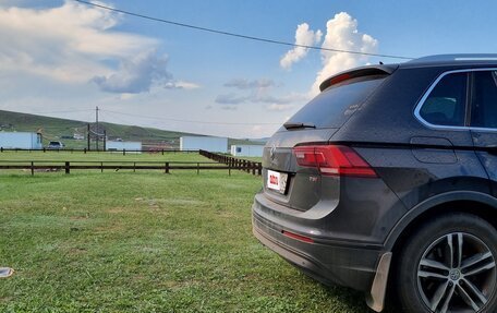 Volkswagen Tiguan II, 2017 год, 2 050 000 рублей, 4 фотография