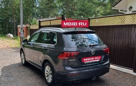 Volkswagen Tiguan II, 2017 год, 2 050 000 рублей, 3 фотография