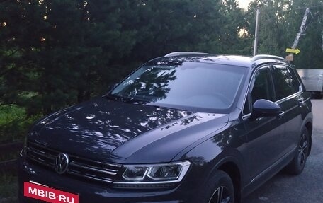 Volkswagen Tiguan II, 2017 год, 2 050 000 рублей, 12 фотография