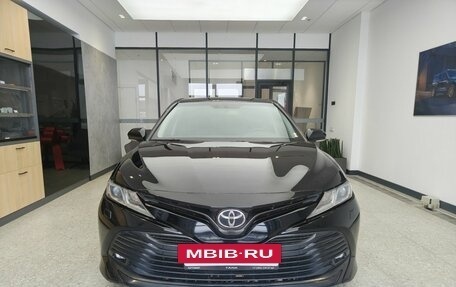 Toyota Camry, 2020 год, 2 950 000 рублей, 2 фотография