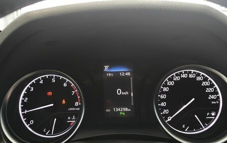 Toyota Camry, 2020 год, 2 950 000 рублей, 10 фотография