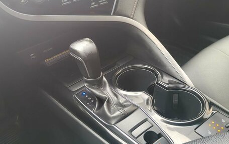 Toyota Camry, 2020 год, 2 950 000 рублей, 11 фотография