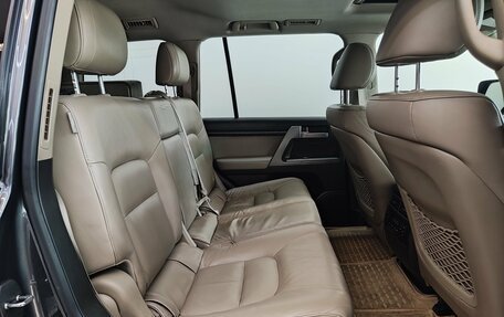 Toyota Land Cruiser 200, 2008 год, 2 989 000 рублей, 24 фотография