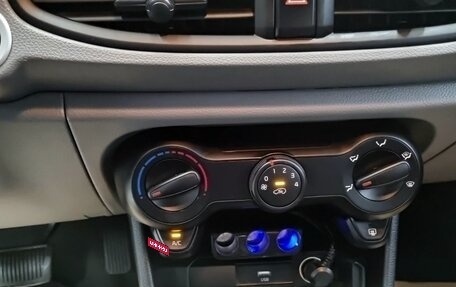 KIA Picanto III рестайлинг, 2021 год, 990 009 рублей, 10 фотография