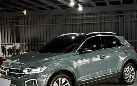 Volkswagen T-Roc I, 2021 год, 1 310 000 рублей, 1 фотография