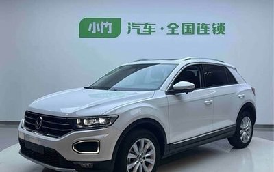 Volkswagen T-Roc I, 2022 год, 1 800 000 рублей, 1 фотография