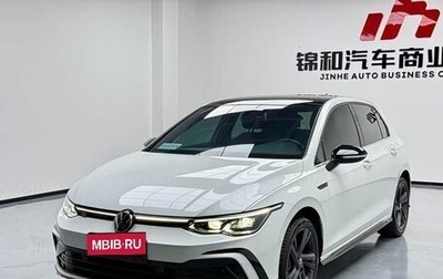 Volkswagen Golf VIII, 2023 год, 2 045 000 рублей, 1 фотография