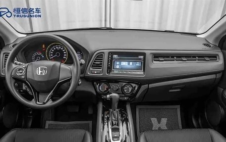 Honda Vezel, 2022 год, 1 512 153 рублей, 13 фотография