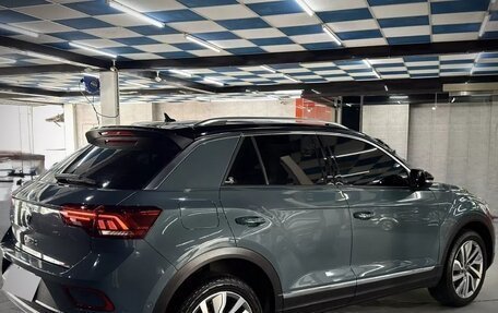 Volkswagen T-Roc I, 2021 год, 1 310 000 рублей, 3 фотография
