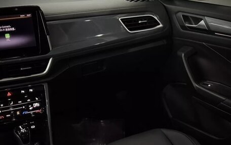 Volkswagen T-Roc I, 2021 год, 1 310 000 рублей, 15 фотография