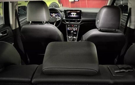 Volkswagen T-Roc I, 2021 год, 1 310 000 рублей, 17 фотография