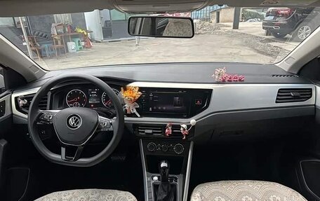 Volkswagen Polo, 2022 год, 1 350 000 рублей, 9 фотография