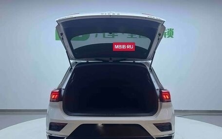 Volkswagen T-Roc I, 2022 год, 1 800 000 рублей, 21 фотография