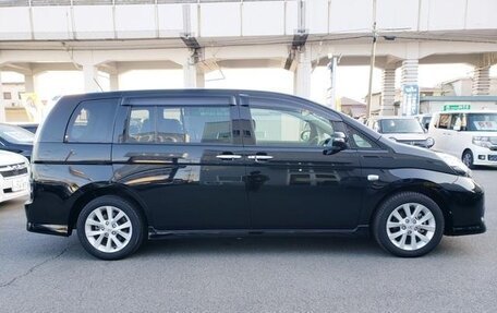 Toyota ISis I, 2015 год, 996 000 рублей, 5 фотография