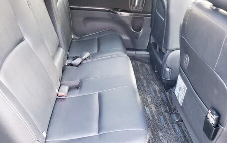 Toyota ISis I, 2015 год, 996 000 рублей, 33 фотография