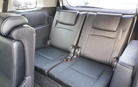 Toyota ISis I, 2015 год, 996 000 рублей, 29 фотография