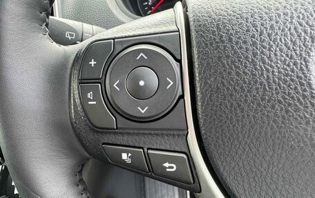 Toyota Noah III, 2021 год, 2 388 000 рублей, 11 фотография