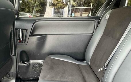 Toyota Noah III, 2021 год, 2 388 000 рублей, 24 фотография