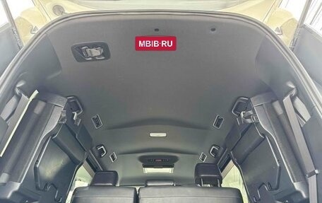 Toyota Noah III, 2021 год, 2 388 000 рублей, 32 фотография