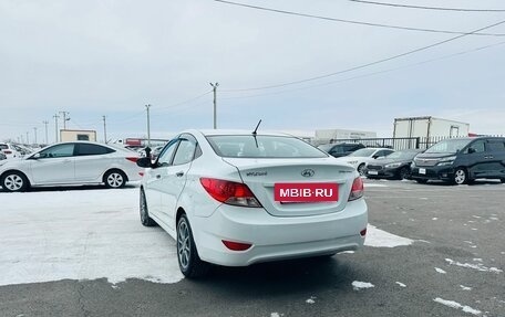 Hyundai Solaris II рестайлинг, 2011 год, 859 000 рублей, 4 фотография