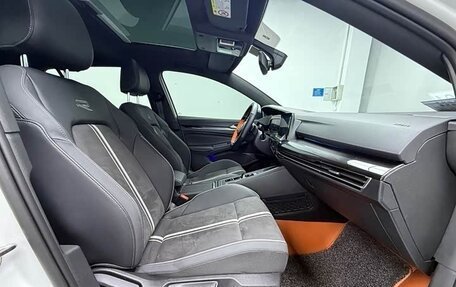 Volkswagen Golf VIII, 2023 год, 2 045 000 рублей, 10 фотография