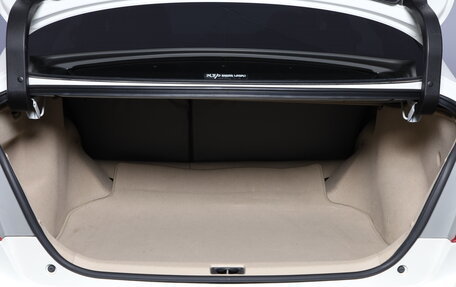 Toyota Premio, 2013 год, 1 629 000 рублей, 18 фотография