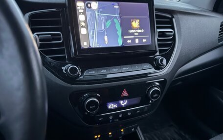 Hyundai Solaris II рестайлинг, 2020 год, 2 000 000 рублей, 17 фотография