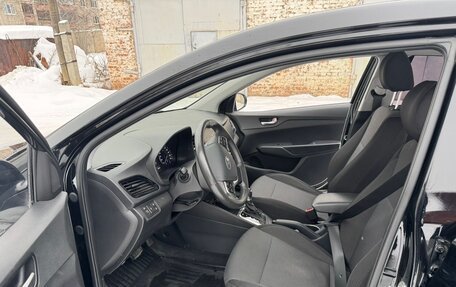 Hyundai Solaris II рестайлинг, 2020 год, 2 000 000 рублей, 14 фотография