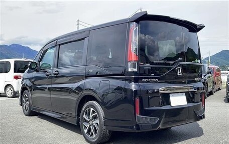 Honda Stepwgn IV, 2022 год, 2 092 000 рублей, 6 фотография