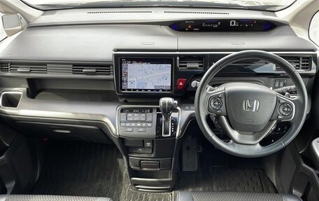 Honda Stepwgn IV, 2022 год, 2 092 000 рублей, 9 фотография