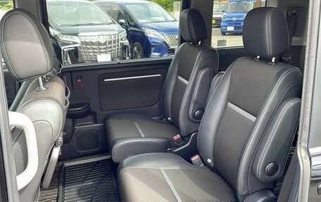 Honda Stepwgn IV, 2022 год, 2 092 000 рублей, 19 фотография