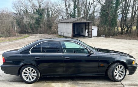 BMW 5 серия, 2003 год, 550 000 рублей, 3 фотография