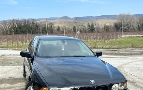 BMW 5 серия, 2003 год, 550 000 рублей, 2 фотография