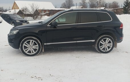 Volkswagen Touareg III, 2012 год, 1 870 000 рублей, 1 фотография