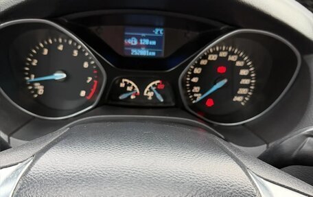 Ford Focus III, 2012 год, 750 000 рублей, 4 фотография